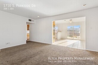 1710 S Parkside Dr in Tempe, AZ - Building Photo - Building Photo