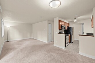 15819 Leary Wy in Redmond, WA - Building Photo - Building Photo