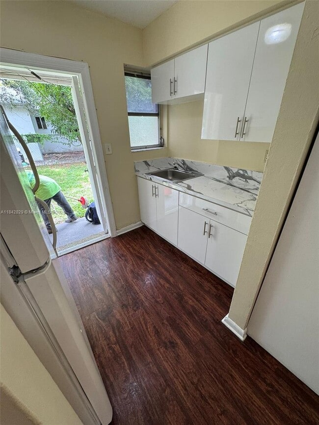 property at 844 NW 18th Ave