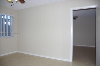 9511 Weldon Cir in Tamarac, FL - Building Photo - Building Photo