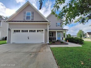 4009 Hidden Laurel Ct in Greenville, NC - Building Photo - Building Photo