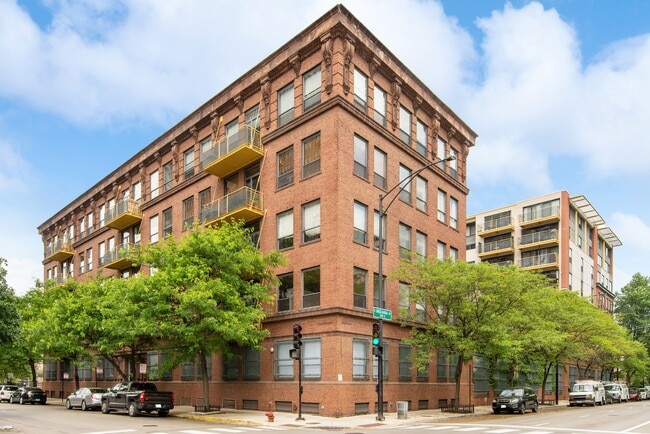 property at 1910 S Indiana Ave