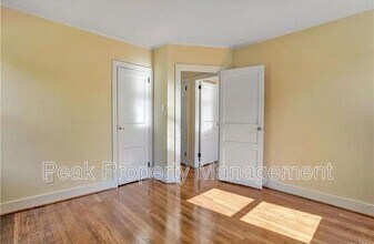 2424 Gordon Ln in Richmond, VA - Building Photo - Building Photo