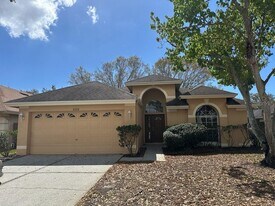 8928 Southbay Dr in Tampa, FL - Building Photo