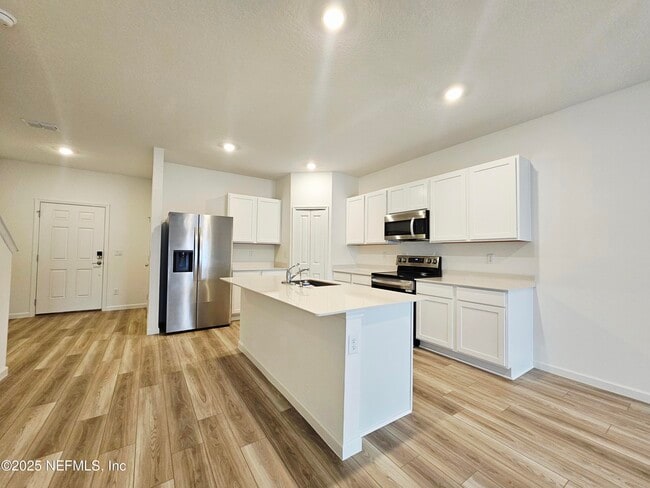 property at 1653 Garden Grove Ct