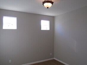 1337 S Duquesne Ct in Aurora, CO - Building Photo - Building Photo