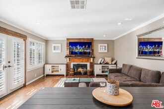 12413 Beatrice St in Los Angeles, CA - Building Photo - Building Photo