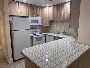 1928 17th St NW in Washington, DC - Foto de edificio - Building Photo