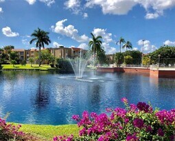 4810 NW 79th Ave in Doral, FL - Building Photo