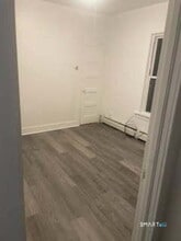 79 Chestnut St in Winchester, CT - Building Photo - Building Photo