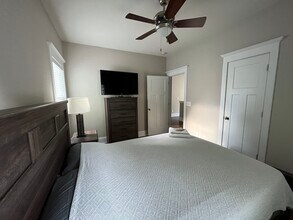 1011 Everett Pl in Charlotte, NC - Building Photo - Building Photo