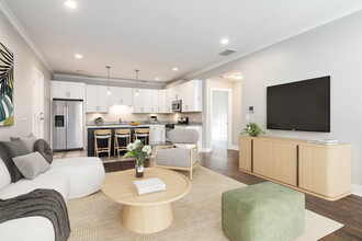 1409 Dodge Ave in Evanston, IL - Building Photo - Building Photo