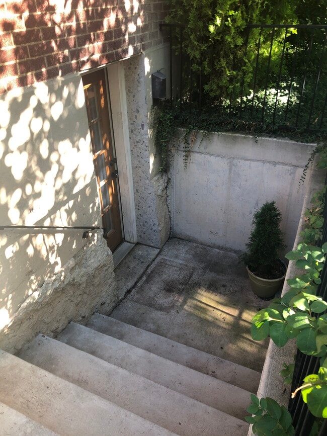 1648 E 3350 S, Unit Basement apartment in Salt Lake City, UT - Building Photo - Building Photo