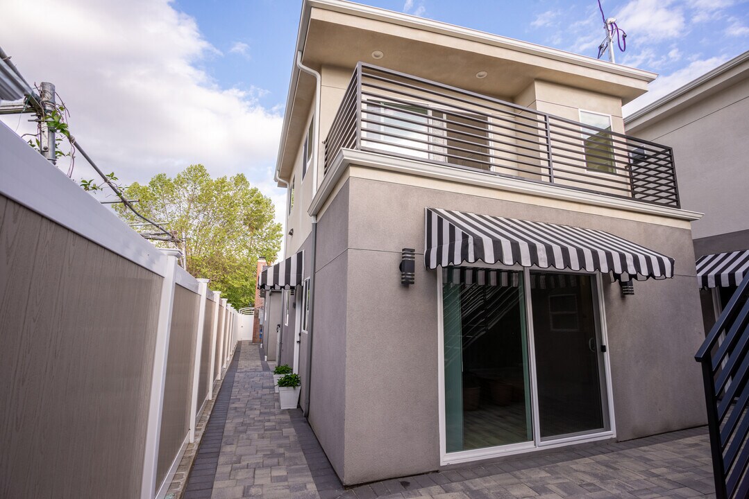 1637 N Allen Ave, Unit 1637 in Pasadena, CA - Building Photo