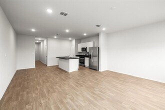 116 Kendall Ln in Maxwell, TX - Building Photo - Building Photo