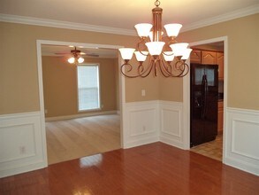 6317 Stillglen Ln in Knoxville, TN - Foto de edificio - Building Photo