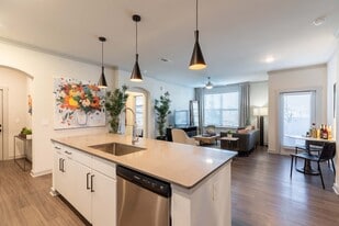 Five810 Southlands in Aurora, CO - Building Photo