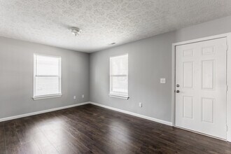 2329 N Kenwood Ave in Indianapolis, IN - Building Photo - Building Photo