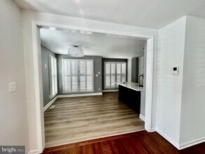 2448 Garnett Dr in Alexandria, VA - Building Photo - Building Photo