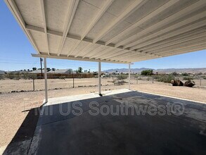1460 Horseshoe Ln in Bullhead City, AZ - Building Photo - Building Photo