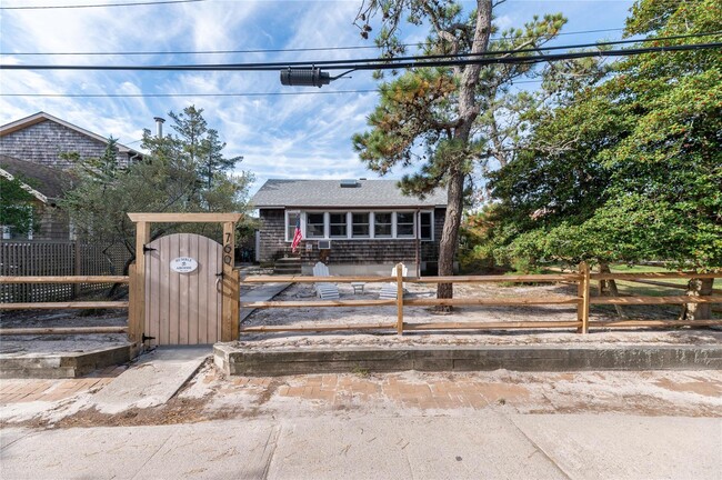 760 Surf Rd in Ocean Beach, NY - Building Photo - Building Photo