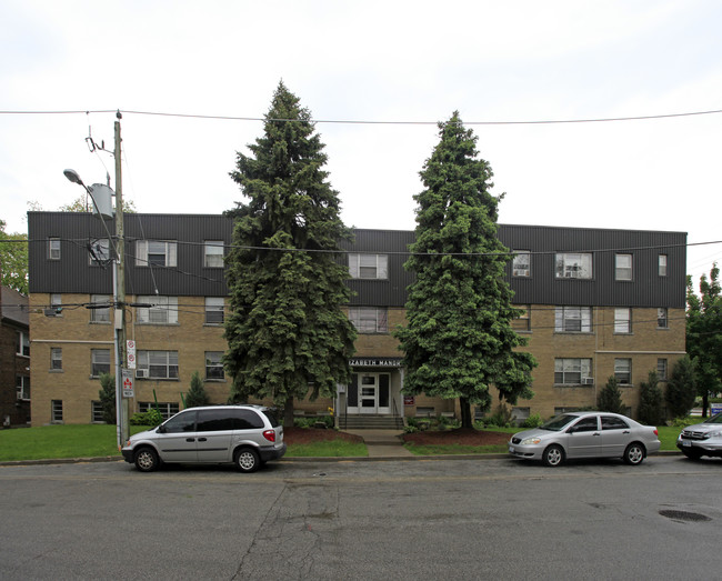 Elizabeth Manor Apartments in Toronto, ON - Building Photo - Building Photo