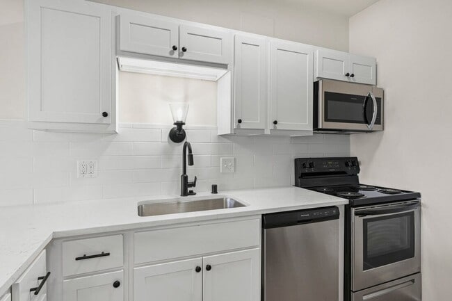 1314 N Gammon Rd in Middleton, WI - Building Photo - Building Photo