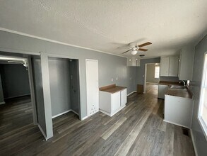 5330 W 11th Pl in Tulsa, OK - Building Photo - Building Photo