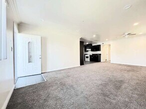 114 W 50th St in Los Angeles, CA - Building Photo - Building Photo