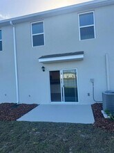 6594 Leo Ln in St. Cloud, FL - Building Photo - Building Photo