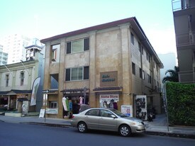 Hale Waikiki Hotel in Honolulu, HI - Building Photo