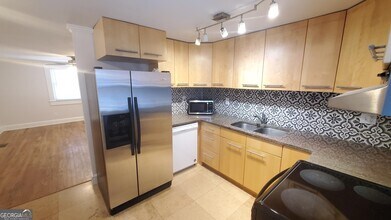 2812 Craigie Ave-Unit -A in Decatur, GA - Building Photo - Building Photo