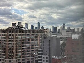 570 Broome St in New York, NY - Building Photo - Building Photo