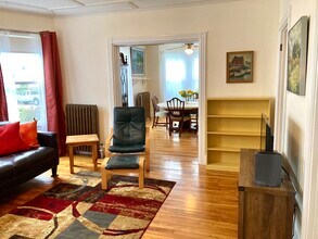 123 Glenwood Ave, Unit 123GlenwoodAve. in Portland, ME - Building Photo - Building Photo