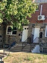 6931 Oakland St in Philadelphia, PA - Building Photo