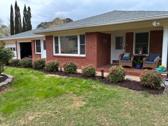 6946 Hickory View Ln in Chattanooga, TN - Building Photo - Building Photo