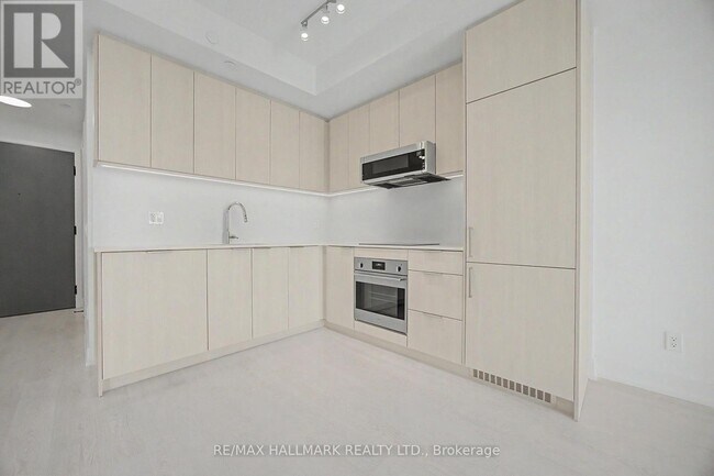308 Jarvis St in Toronto, ON - Building Photo - Building Photo