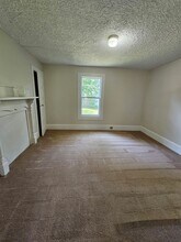526 Flint Ave in High Point, NC - Building Photo - Building Photo
