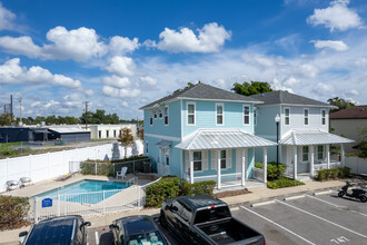 The Crossing at Winter Park in Winter Park, FL - Building Photo - Building Photo