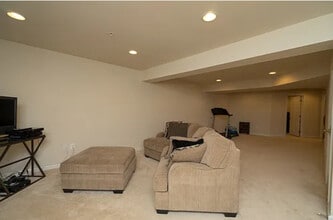 23503 Forest Haven Way in Clarksburg, MD - Building Photo - Building Photo