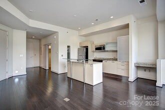 1133 Metropolitan Ave in Charlotte, NC - Building Photo - Building Photo