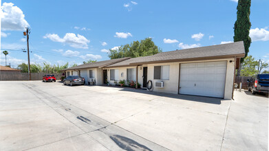 9343-9353 Juniper Ave in Fontana, CA - Building Photo - Building Photo