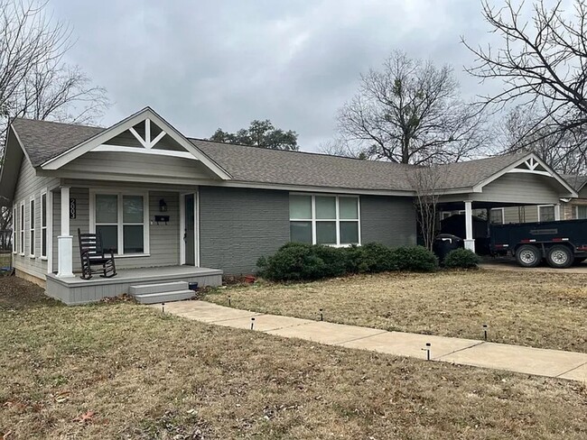 property at 2003 Belmeade St