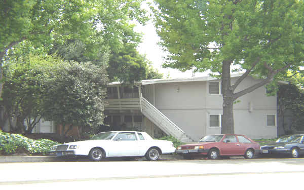 7360 W Manchester Ave in Los Angeles, CA - Building Photo