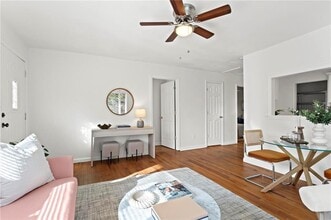 2070 Ridgedale Rd NE in Atlanta, GA - Building Photo - Building Photo