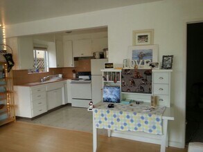 134 Seaview Ave, Unit 1 in Santa Cruz, CA - Building Photo - Building Photo