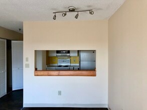 133 Commander Shea Blvd in Quincy, MA - Building Photo - Building Photo