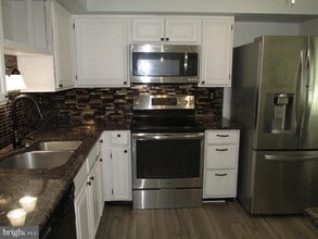 4906 Berryhill Cir in Perry Hall, MD - Building Photo - Building Photo