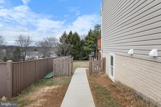 34 Kate Wagner Ct in Westminster, MD - Foto de edificio - Building Photo