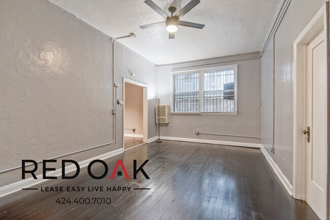 854 S Oxford Ave in Los Angeles, CA - Foto de edificio - Building Photo